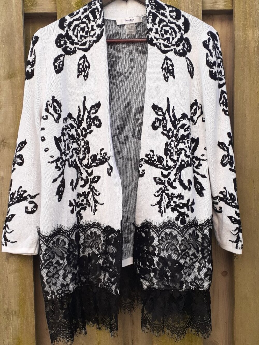 TanJay (Nygard) Cardigan with Black Lace Detailing Size Petite Small